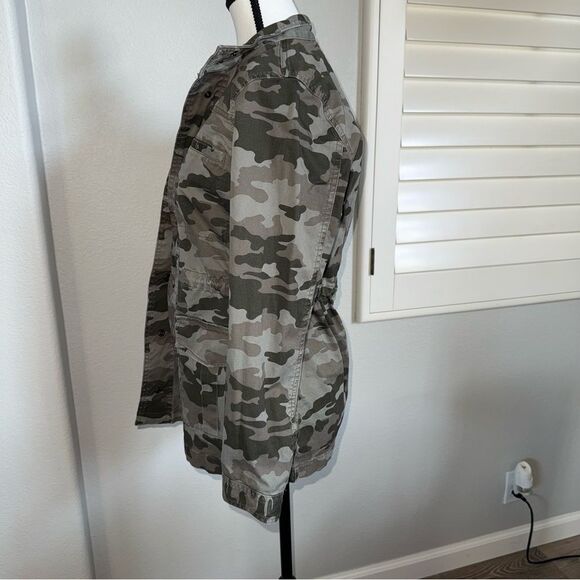 Universal Thread Women Size XS Camo Green Canvas Jacket Drawstring Waist - Picture 2 of 7